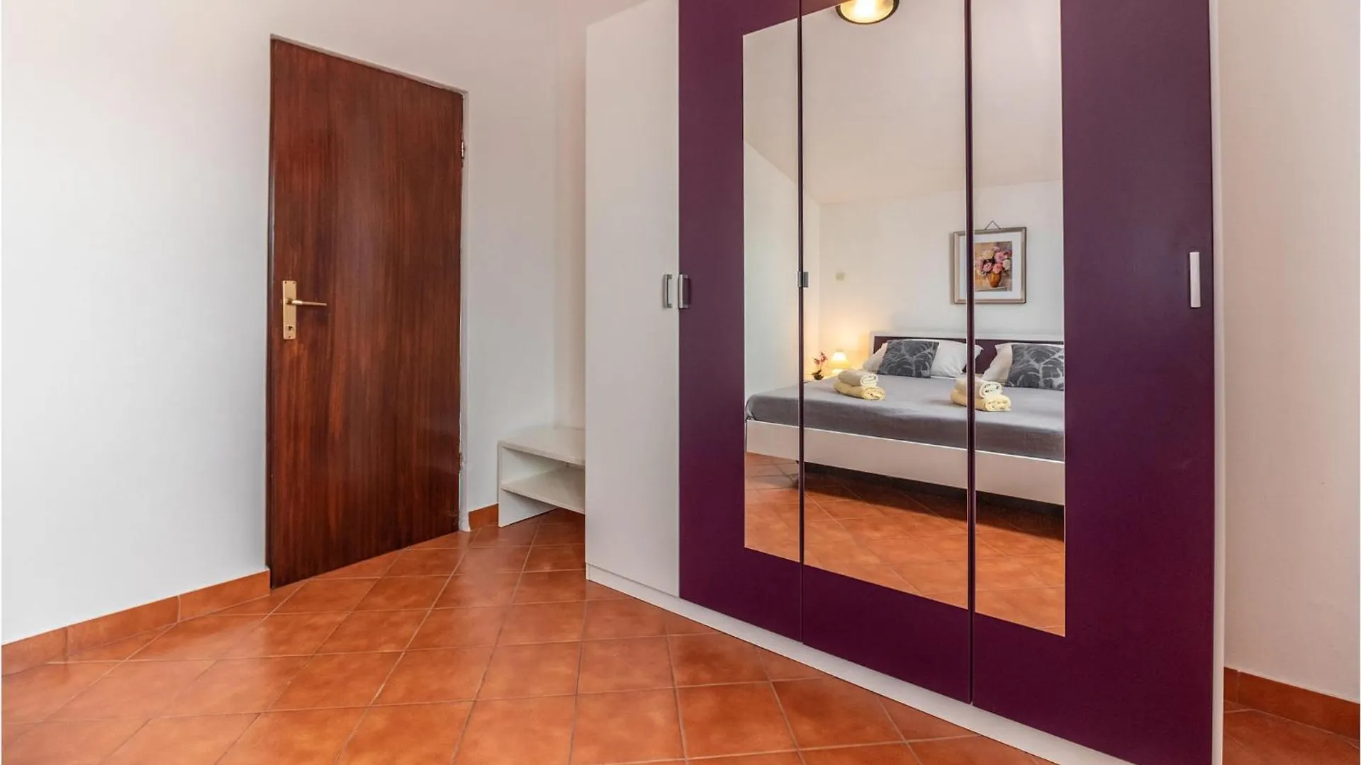 Awesome Apartment In Medulin With Kitchen